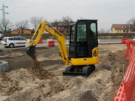 what size truck can tow a 1.5 ton mini excavator|1.5 ton mini digger.